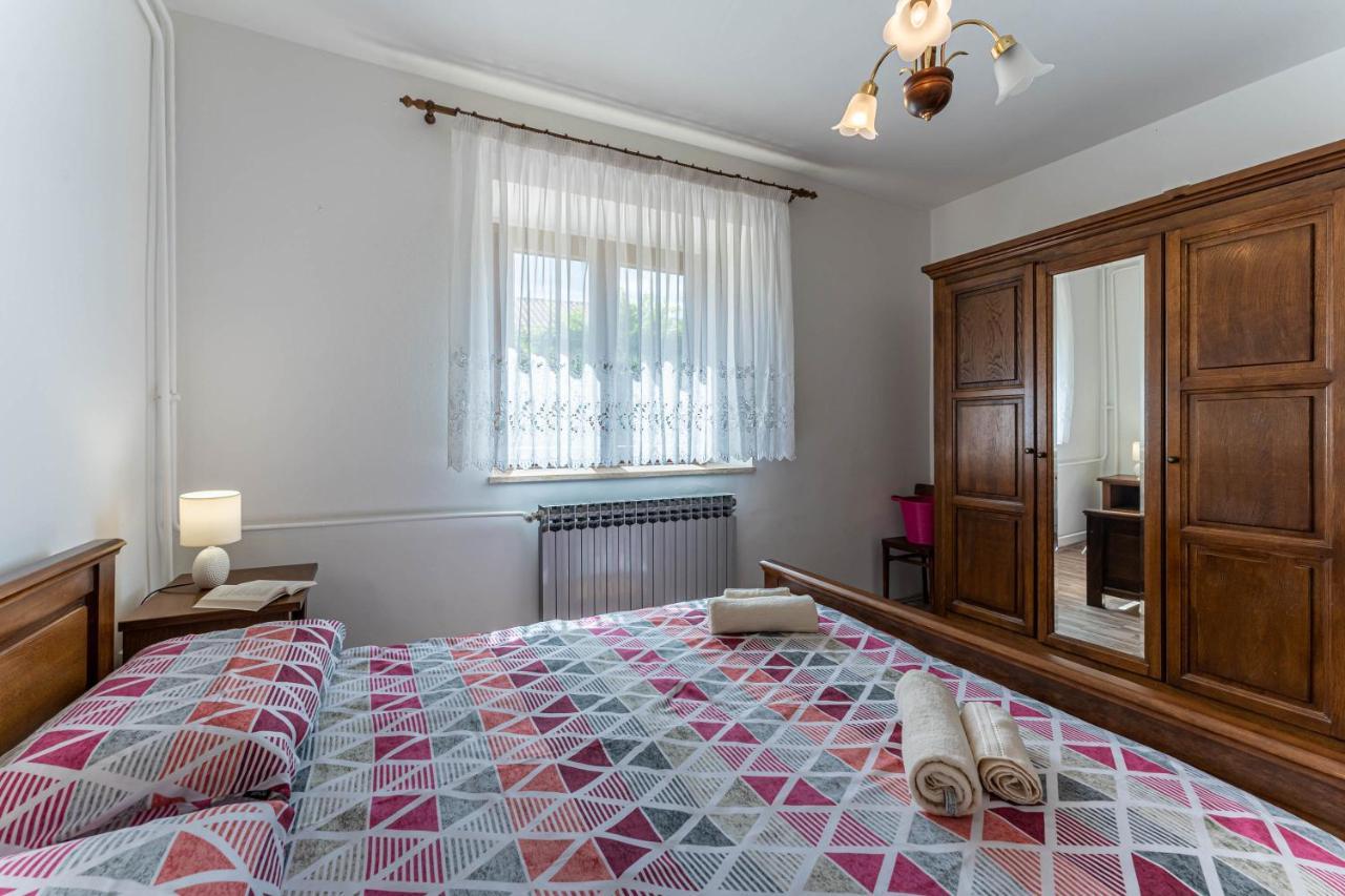 Apartman Ana Appartement Pula Buitenkant foto